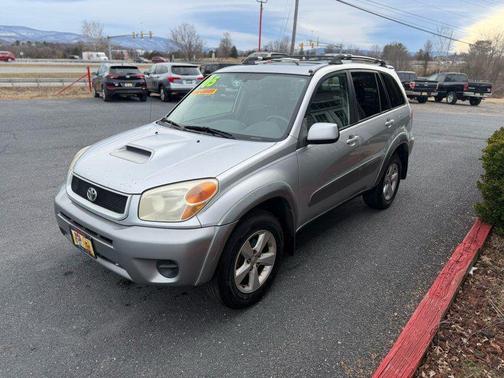2005 Toyota RAV4 Base