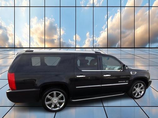 2013 Cadillac Escalade ESV Luxury