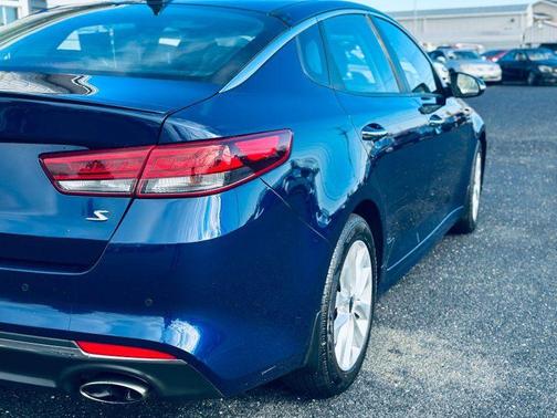 2018 Kia Optima S