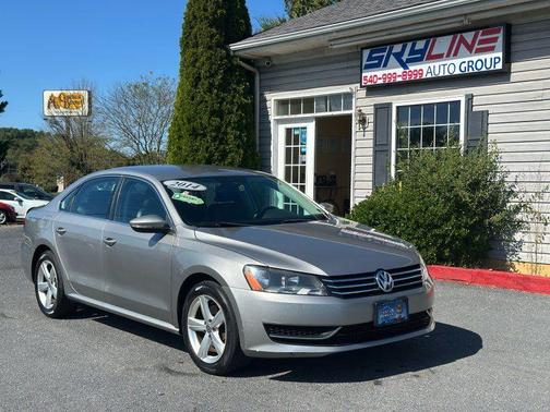 2014 Volkswagen Passat 1.8T SE