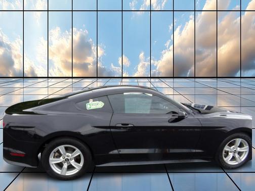 2020 Ford Mustang EcoBoost