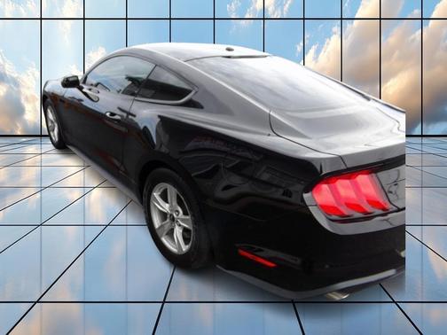 2020 Ford Mustang EcoBoost