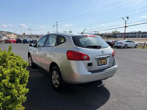 Brilliant Silver 2014 Nissan Rogue Select S