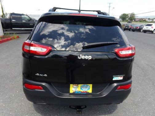 2017 Jeep Cherokee Sport 4WD