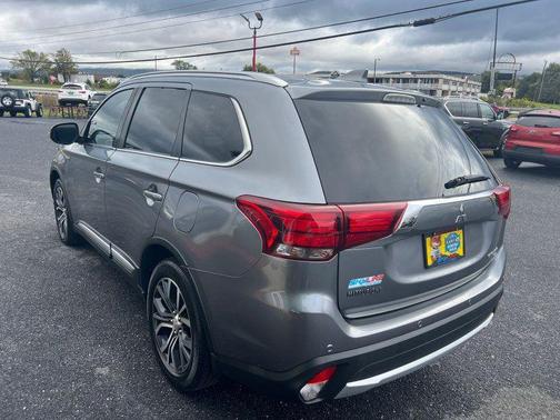 2018 Mitsubishi Outlander SEL