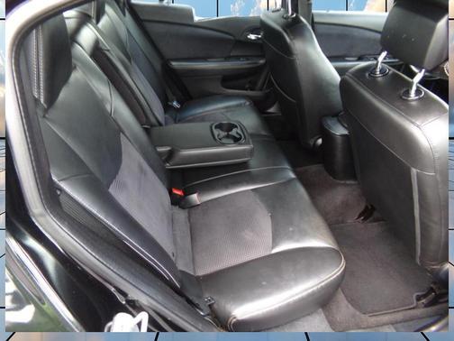 2011 Chrysler 200 S