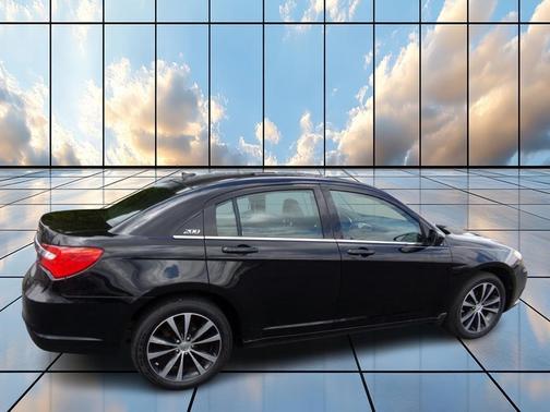 2011 Chrysler 200 S