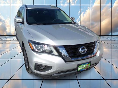 2018 Nissan Pathfinder S