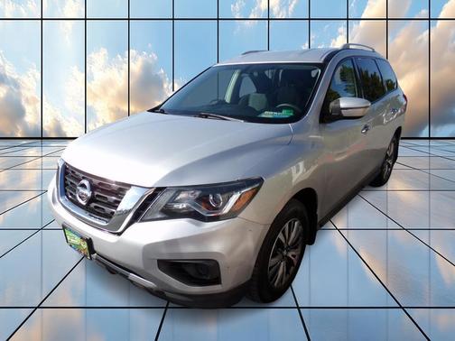 2018 Nissan Pathfinder S