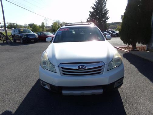2011 Subaru Outback 2.5i Limited