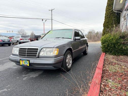 1995 Mercedes-Benz E-Class E 320