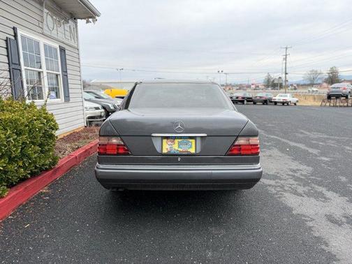 1995 Mercedes-Benz E-Class E 320