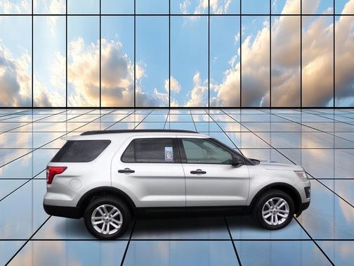 2016 Ford Explorer Base