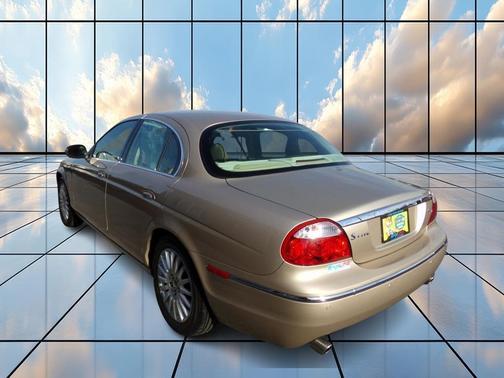 2005 Jaguar S-Type 4.2