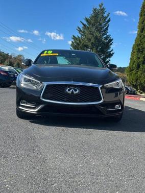 2018 INFINITI Q60 3.0t LUXE