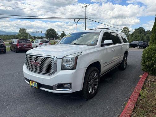 White 2016 GMC Yukon XL Denali