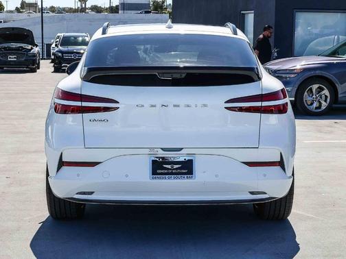 Uyuni White 2026 Genesis GV60 Performance