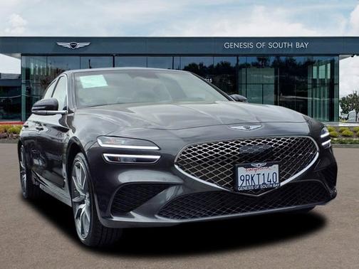 2025 Genesis G70 2.5T
