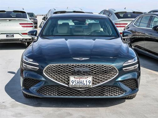 2025 Genesis G70 2.5T