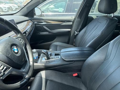 Alpine White 2019 BMW X6 sDrive35i