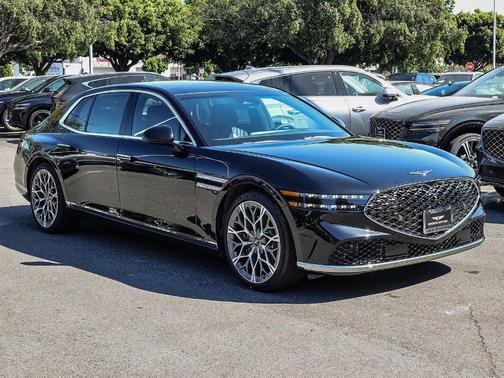Vik Black 2026 Genesis G90 3.5T e-SC