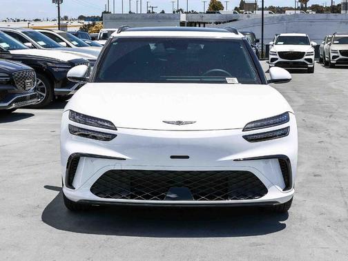 Alta White 2026 Genesis GV60 Base