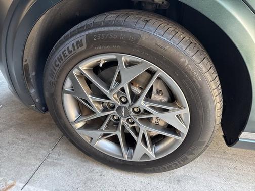 2023 Genesis GV70 2.5T Advanced