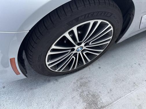Glacier Silver Metallic 2018 BMW 530 i