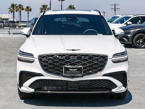 Uyuni White 2026 Genesis GV70 2.5T Sport Prestige