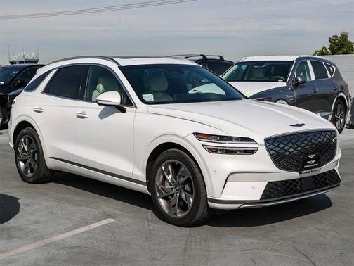 2025 Genesis Electrified GV70 Advanced