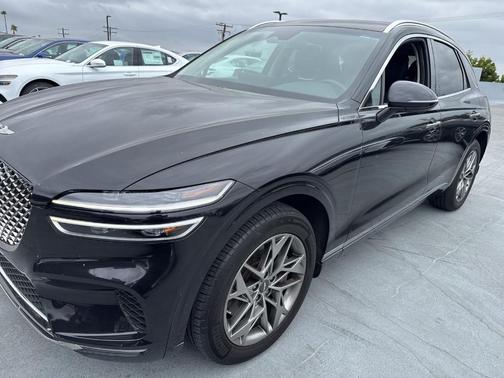 Vik Black 2023 Genesis GV70 2.5T