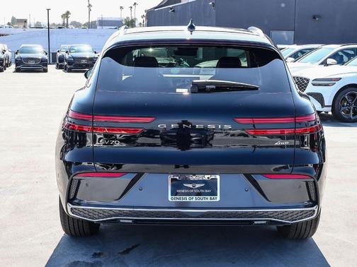 2026 Genesis GV70 2.5T Advanced