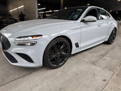 2023 Genesis G70 2.0T