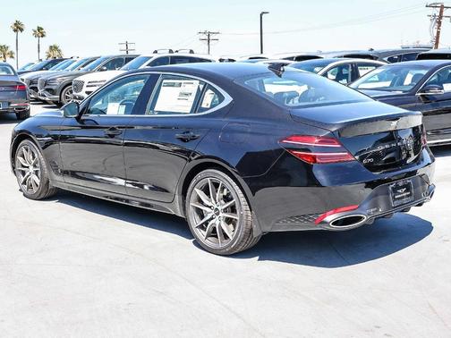 Vik Black 2026 Genesis G70 2.5T