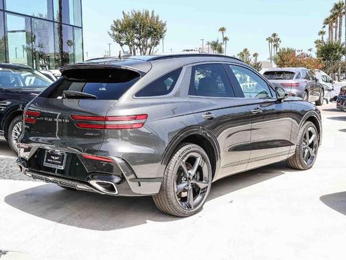 Makalu Gray 2026 Genesis GV70 3.5T Sport Prestige