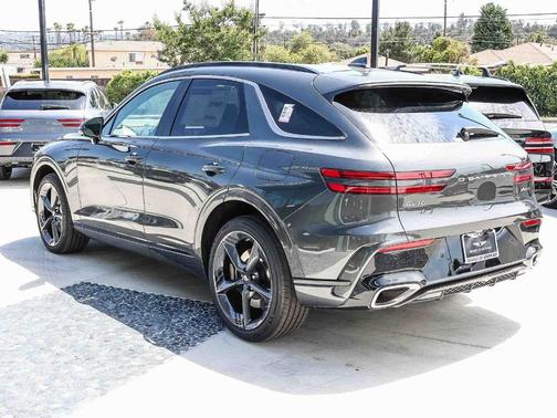 Makalu Gray 2026 Genesis GV70 3.5T Sport Prestige