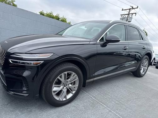 2023 Genesis GV70 2.5T