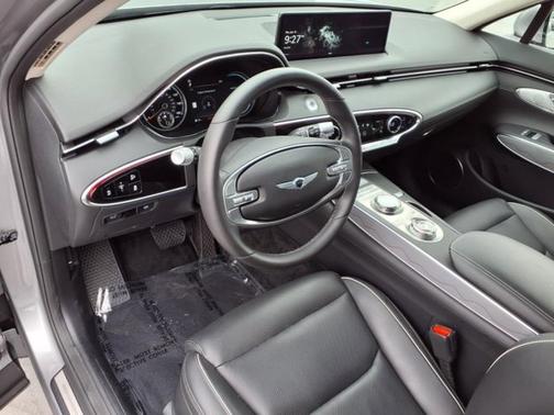 2025 Genesis GV70 2.5T Advanced