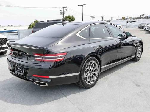 Vik Black 2024 Genesis G80 2.5T