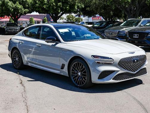 Graphite 2026 Genesis G70 3.3T Prestige Graphite