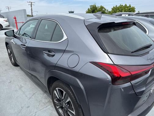 Gray Pearl 2021 Lexus UX 200 Base