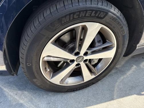 2023 Genesis GV80 2.5T