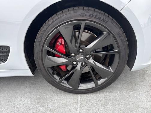 2023 Genesis G70 3.3T
