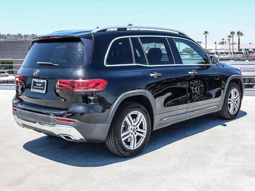Midnight Black 2021 Mercedes-Benz GLB 250 Base