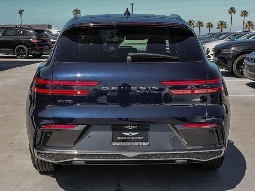 Capri Blue 2026 Genesis GV70 2.5T Select