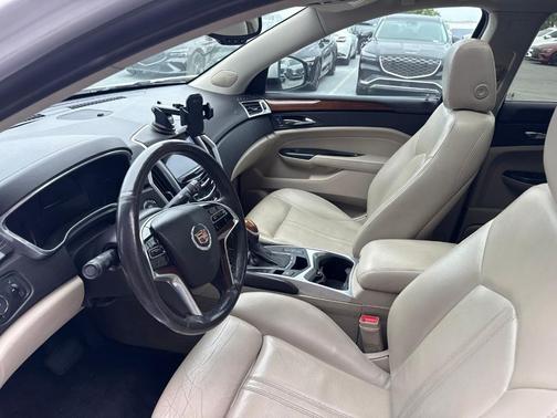 Platinum Ice Tri-Coat 2013 Cadillac SRX Performance Collection