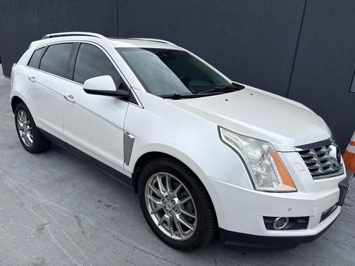 Platinum Ice Tri-Coat 2013 Cadillac SRX Performance Collection