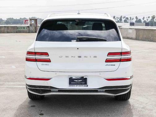 Uyuni White 2026 Genesis GV80 3.5T Prestige