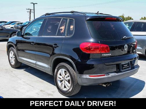 Deep Black 2016 Volkswagen Tiguan S