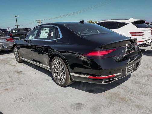 Black 2026 Genesis G90 3.5T e-SC